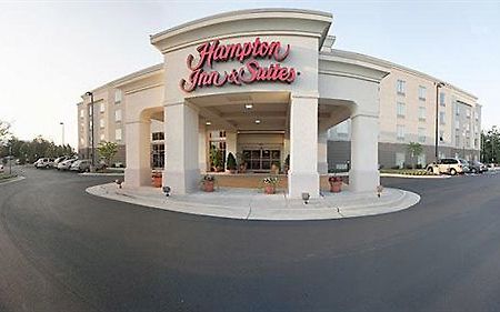 Hampton Inn & Suites Лисбург Экстерьер фото
